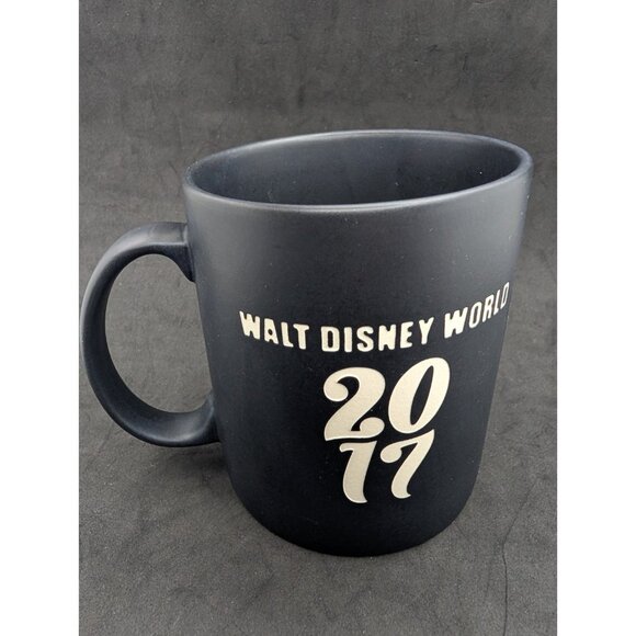 Mug Disney World Fantasia Sorcerer Mickey Mouse Etched coffee Black Beige 2017 - Picture 4 of 15